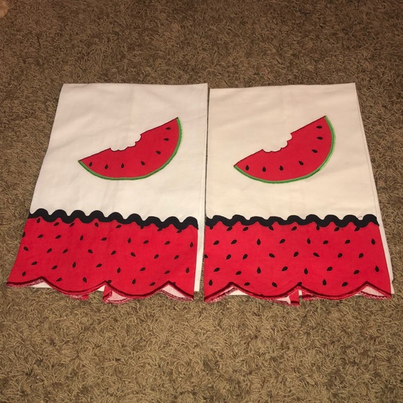 Set of 4 NEW Decorative Hand Towels - Picture 6 of 8